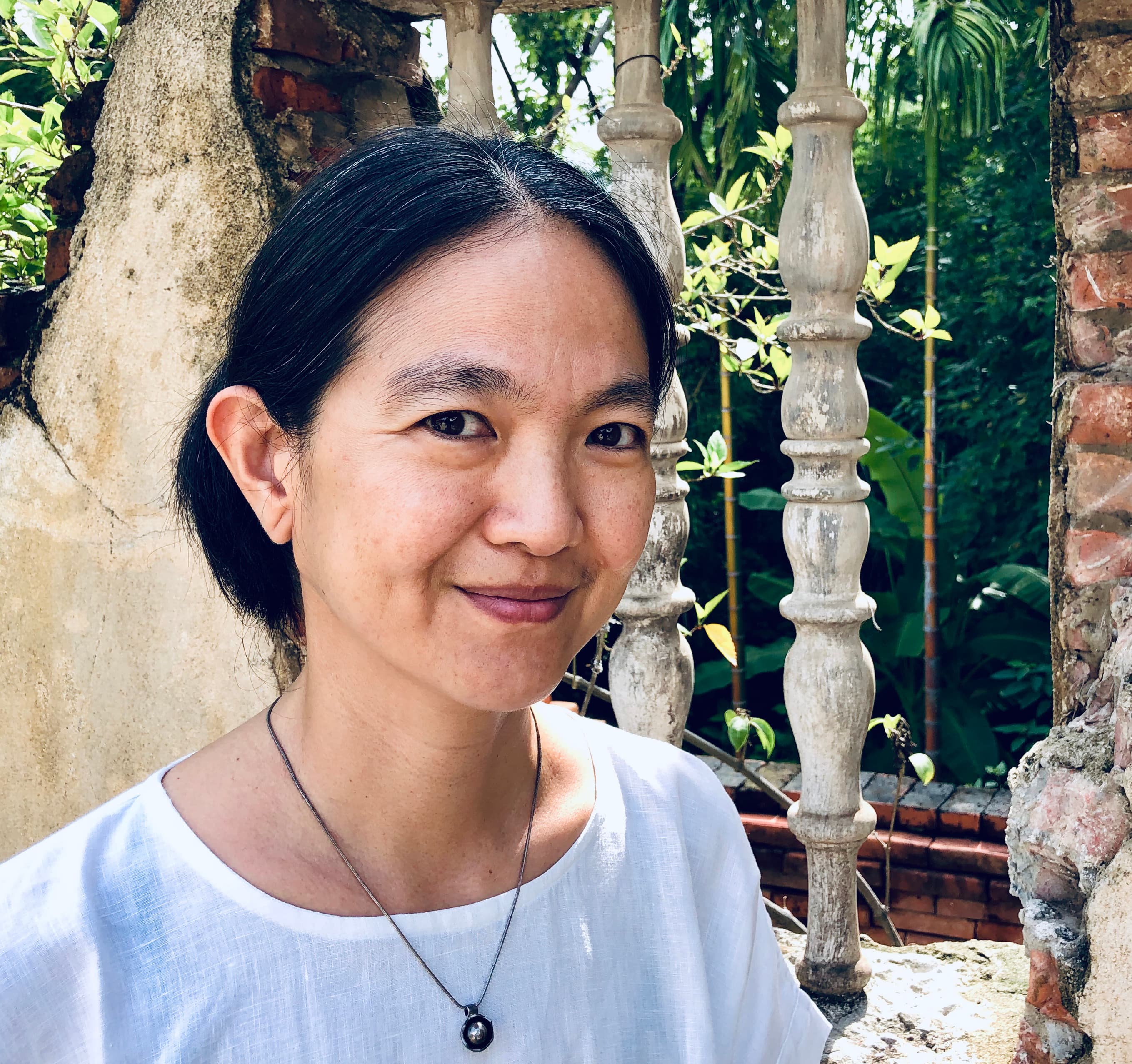 Dr. Diana Suhardiman